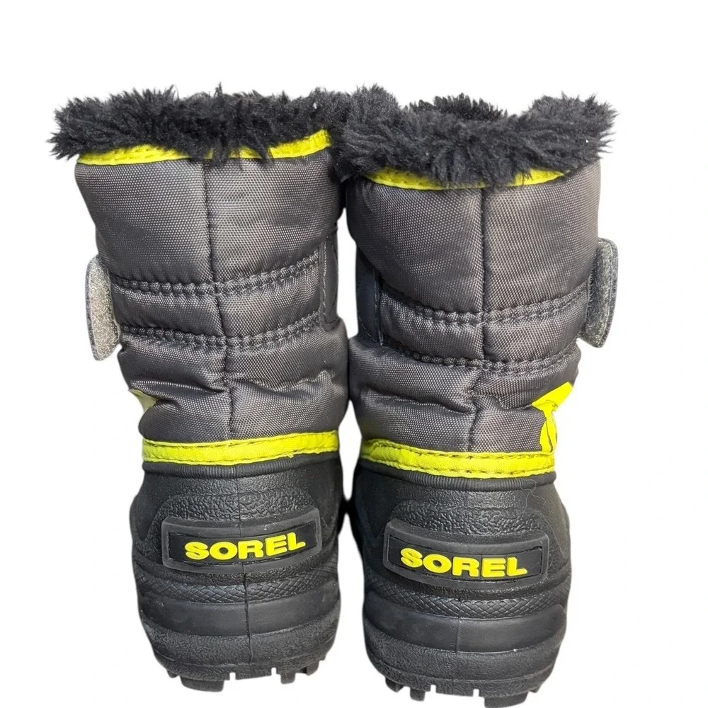Sorel Grey Neon Yellow Snow Commander Boots Waterproof Faux Fur‎ Kids Size 6
